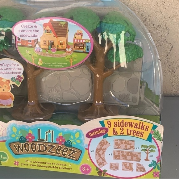 New Lil WOODZEEZ Woodland Walkways Connector Set Trees Honeysuckle Hollow - Picture 3 of 4